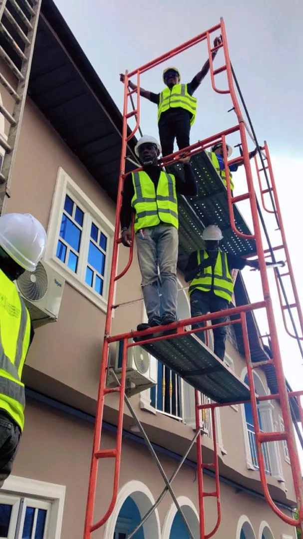 Scaffold set up for safe access